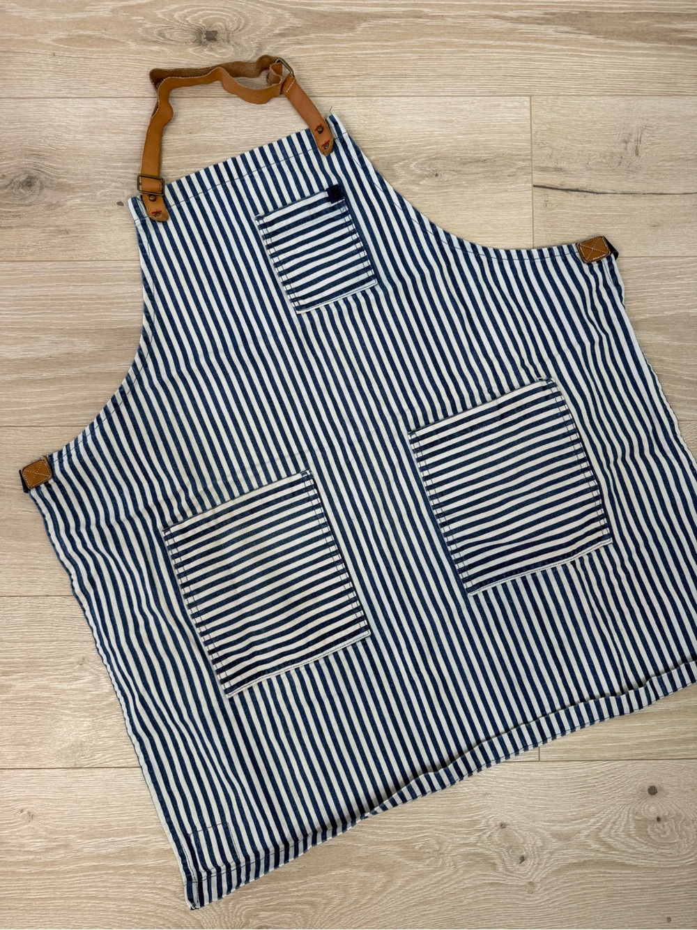 Hedley & Bennett Essential Apron Palm Striped Chef Cotton